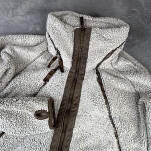 Kuhl Flight Jacket Womens Large Sherpa Fleece Zip Off Hood Thumbholes Pockets